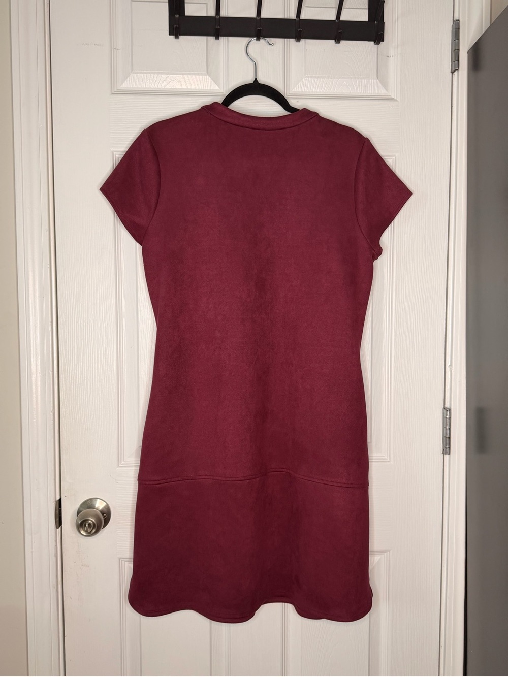 kensie Wine Short Sleeve Zip-Front Mini Dress - Picture 6 of 7